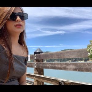 Meet your Posher, Kopila